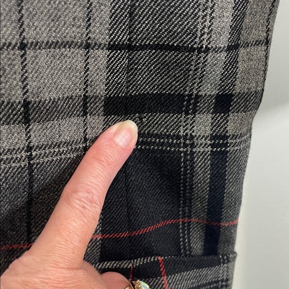 Moschino Vintage 90s Cheap and Chic Black and Gray Plaid Blazer - Picture 7 of 8